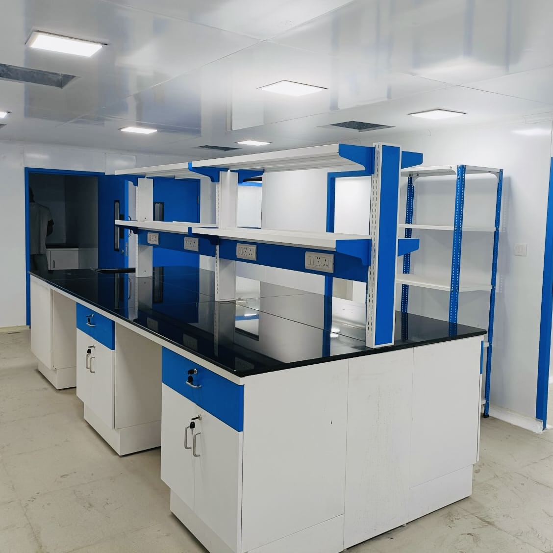 chemistry laboratory furniture manufacturer & supplier in Coimbatore